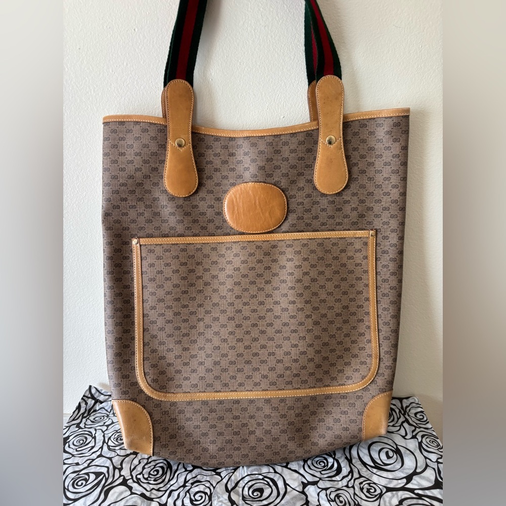 Gucci Beige and Tan Tote with Green and Red Straps - Picture 2 of 12